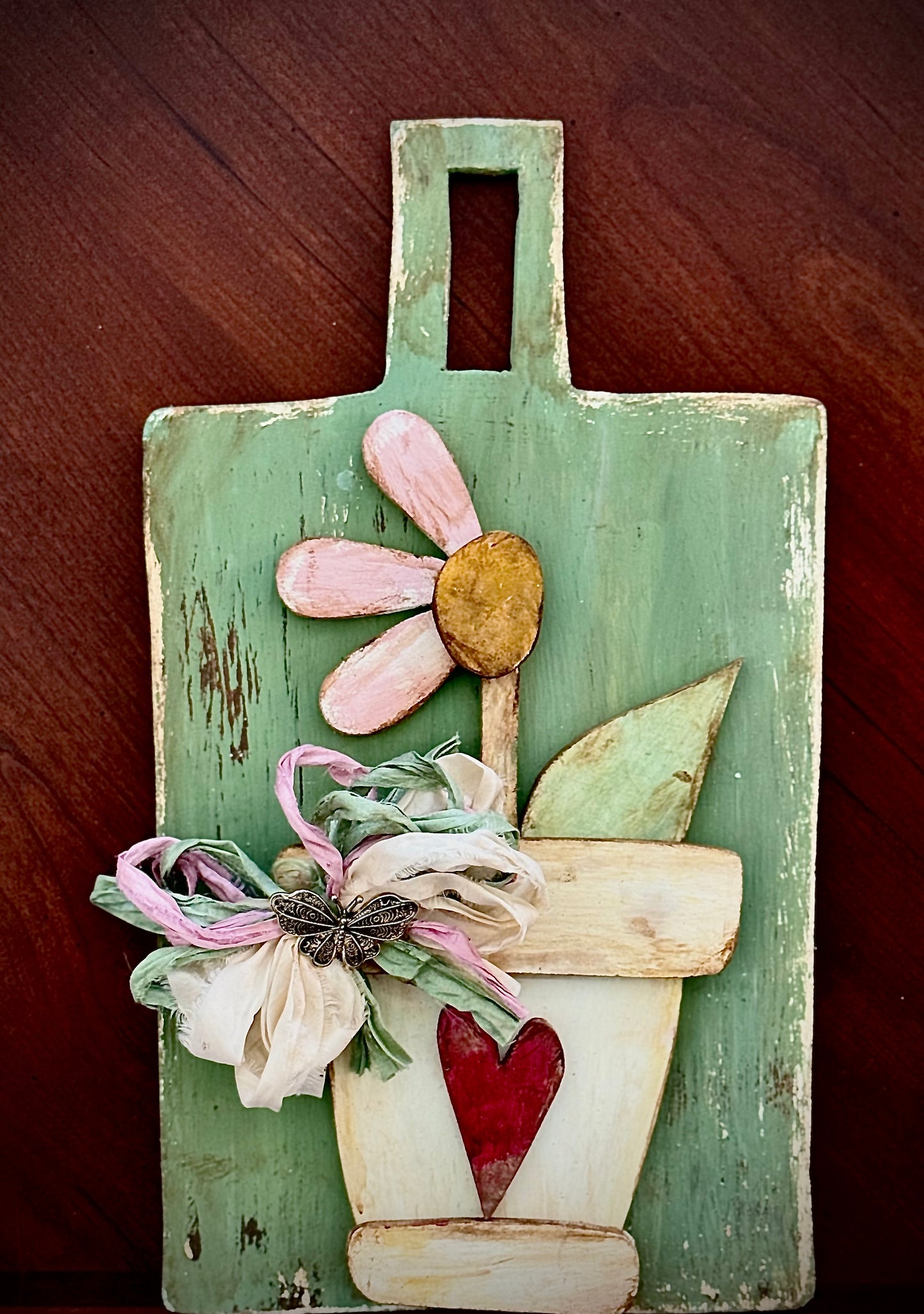 Flower and Pot with Cutting Board 12”x7”